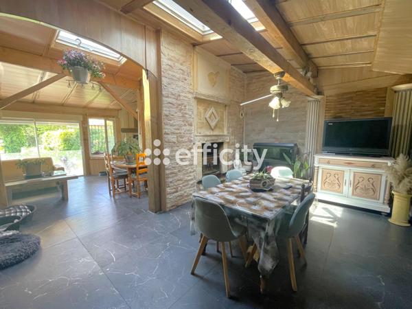 Maison
         6 pièces
        - 180 m²