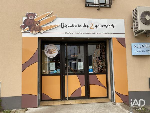 Boutique/Local commercial à vendre 295 m² Rochefort-Montagne