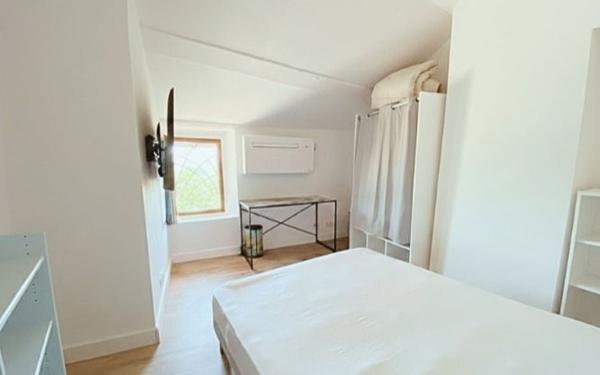 Appartement à vendre    2 pièces • 26,97 m2 Seillans