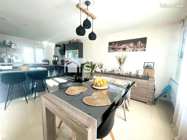 Maisons Familliale 5 pièces  Entièrement rénovée
