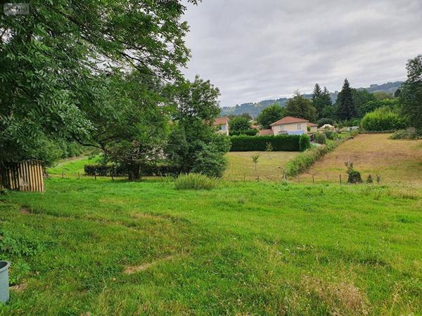 Terrain à Batir à vendre à Bagnac-sur-Célé dans le Lot (46270), ref : VT712