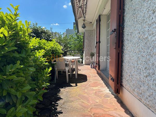 Vente
                Maison118 m² - 7 Pièces -
                    DRAVEIL (91210)