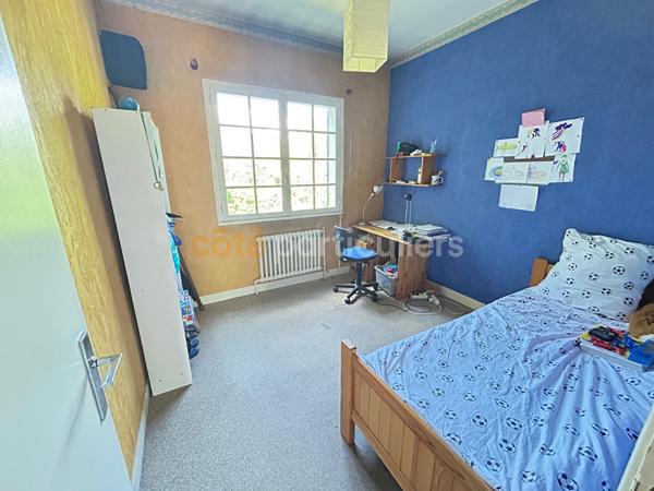 Vente
                Maison118 m² - 7 Pièces -
                    DRAVEIL (91210)