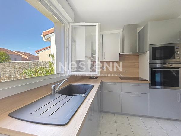 A VENDRE Maison 4 pièces avec garage Montigny Le Bretonneux