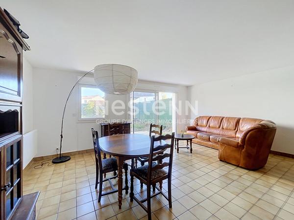 A VENDRE Maison 4 pièces avec garage Montigny Le Bretonneux