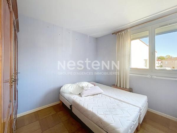 A VENDRE Maison 4 pièces avec garage Montigny Le Bretonneux