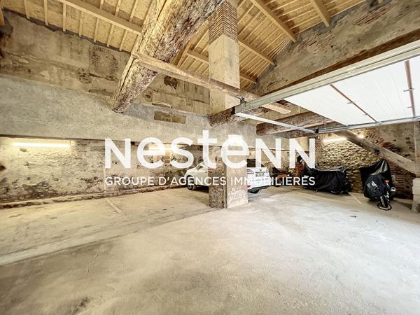 A VENDRE - TOULOUGES - IMMEUBLE LOUE 4 APPARTEMENTS + 2 GRANGES