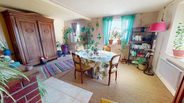 Maison individuelle de plain-pied 3 pièces 71 m² habitables sur grand terrain de 15,15 ares