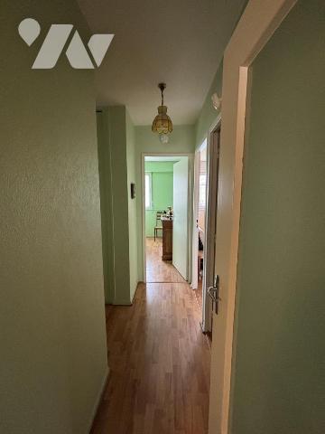 T4 - 2EME ET DERNIER ETAGE - COPROPRIETE AVEC TERRAIN DE TENNIS PRIVATIF