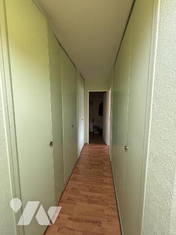 T4 - 2EME ET DERNIER ETAGE - COPROPRIETE AVEC TERRAIN DE TENNIS PRIVATIF