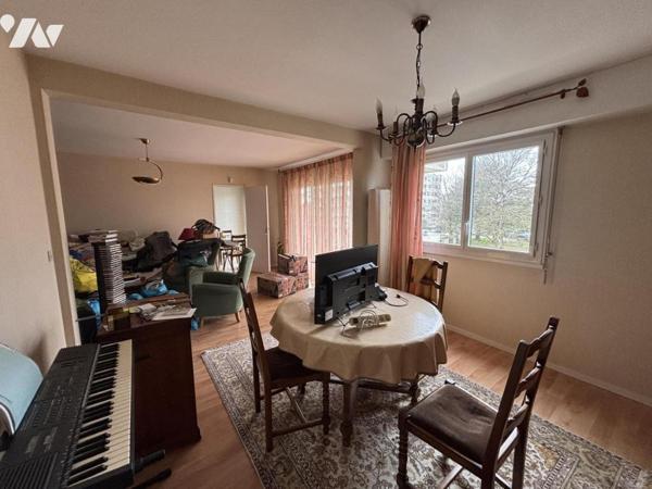 T4 - 2EME ET DERNIER ETAGE - COPROPRIETE AVEC TERRAIN DE TENNIS PRIVATIF