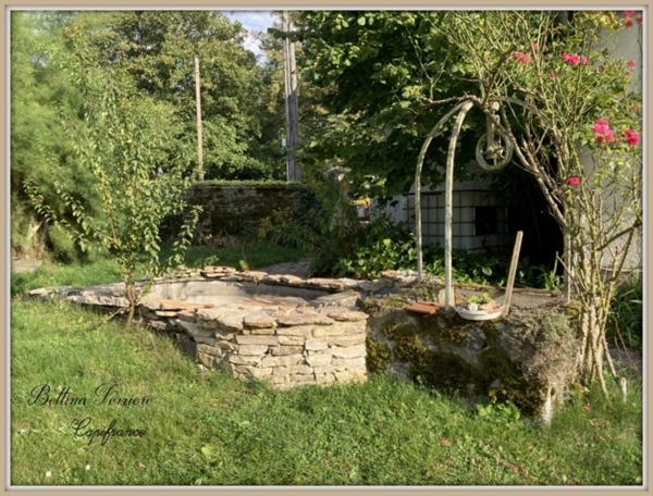 Maison familiale à rénover avec grand terrain arboré