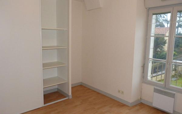 Appartement à louer    4 pièces • 90,58 m2 Poitiers