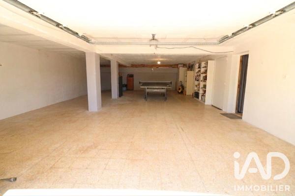 Maison à vendre 7 pièces 195 m² Garéoult