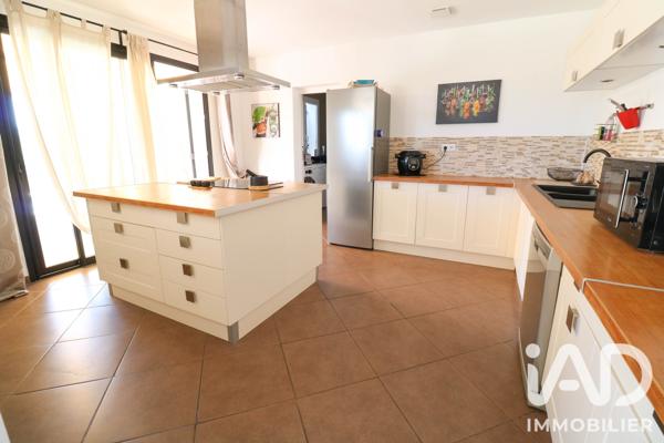Maison à vendre 7 pièces 195 m² Garéoult