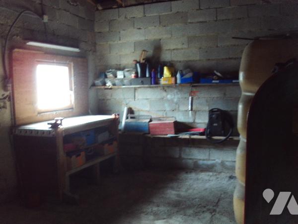 Maison 8 pièces avec garage et dépendances