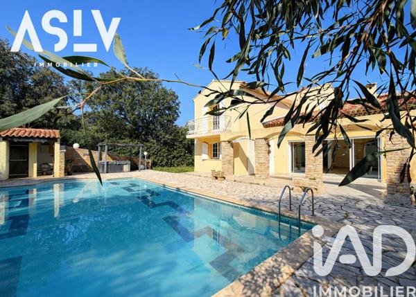 Maison à vendre 6 pièces 222 m² Six-Fours-les-Plages