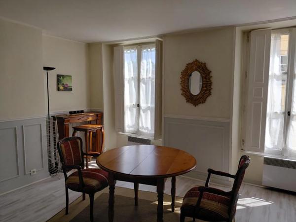 Appartement à louer à Versailles (78000)