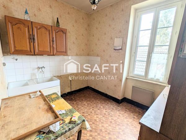 Maison de ville 104m², 5 pièces, 3 chambres, garage.