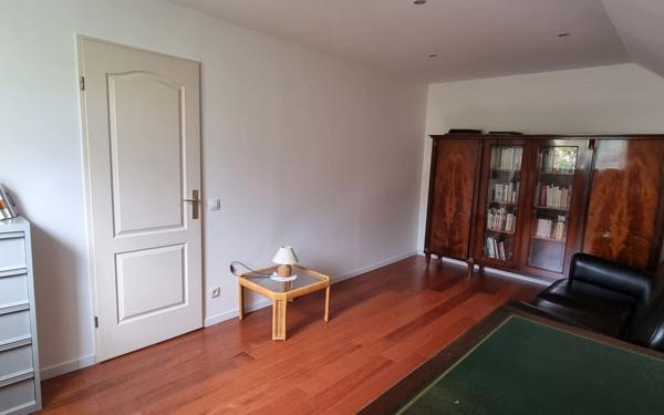 Maison à vendre    4 pièces • 116,56 m2 Noisy-le-Grand