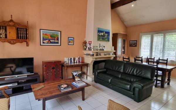 Maison à vendre    4 pièces • 116,56 m2 Noisy-le-Grand