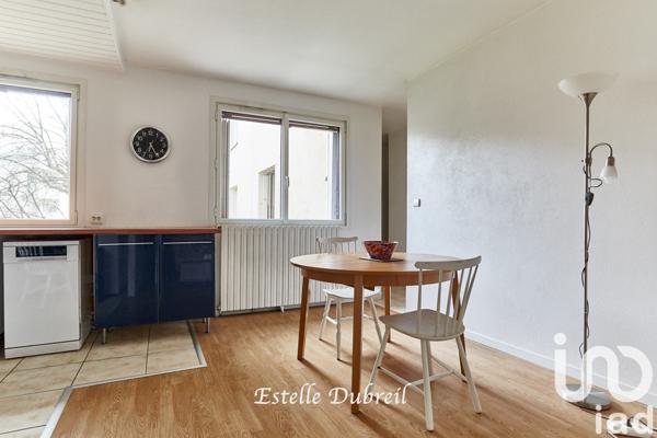 Appartement à vendre 4 pièces 74 m² Montigny-le-Bretonneux