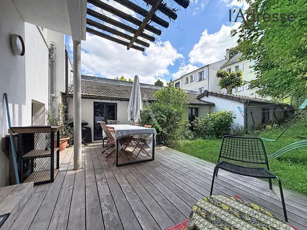 Suresnes Terrasse du Fécheray - Maison familiale de 180m² avec jardin