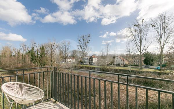 Appartement à vendre    2 pièces •  Chelles