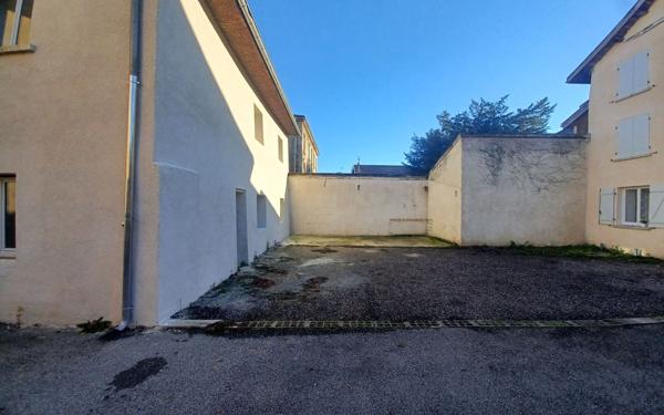 Appartement à vendre    2 pièces • 45,41 m2 Saint-Étienne-de-Saint-Geoirs