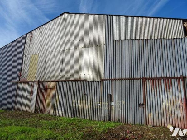 GARAGE A VENDRE A LOUE (72540)