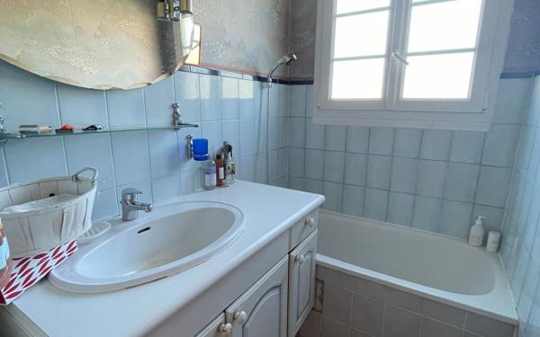 Maison à vendre    3 pièces •  Le Grand-Village-Plage