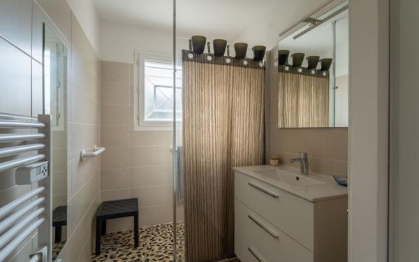 Maison à vendre    4 pièces •  Biscarrosse