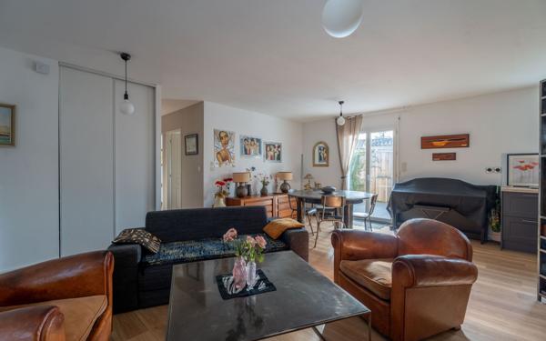 Maison à vendre    4 pièces •  Biscarrosse