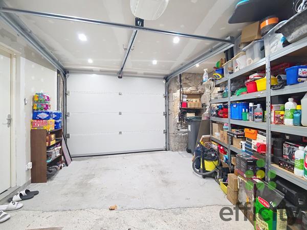 Maison
         5 pièces
        - 129 m² Exclusivité 215 000 € *