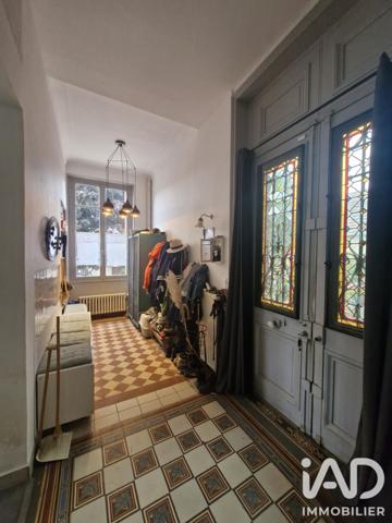 Maison à vendre 10 pièces 230 m² Méry-sur-Marne