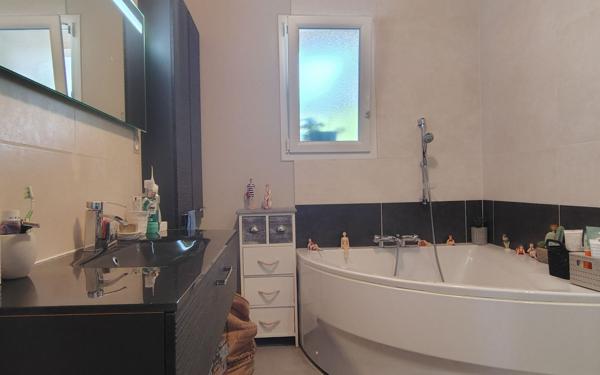 Maison à vendre    4 pièces •  Étaules