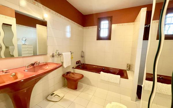 Maison à vendre    6 pièces • 156 m2 Cugnaux