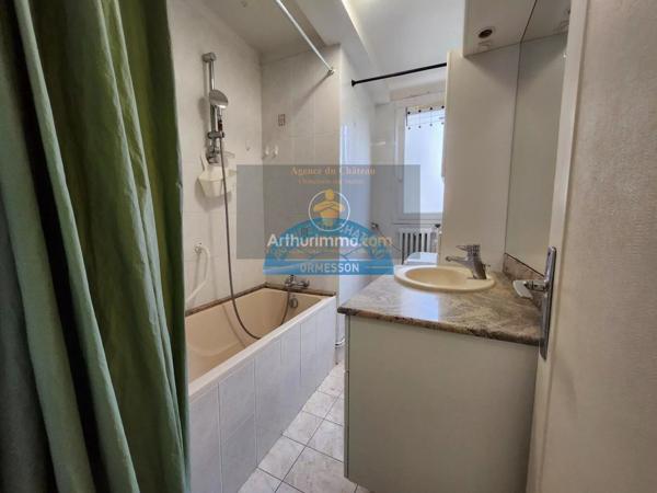 Location Appartement 4 pièces 80 m2 à Saint-Maur-des-Fossés