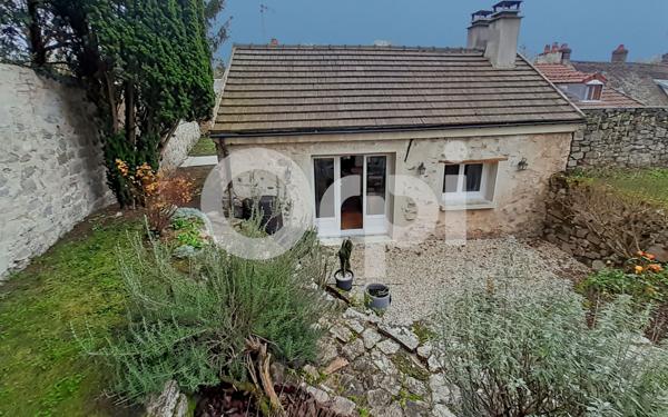 Maison à louer    3 pièces •  Ermenonville