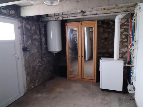 Vente maison de ville Chauvigny (86300), 61.15m² avec 4 pièce(s) dont 2 chambre(s) sur 569.00m² de terrain. La Bruyere Immobilier