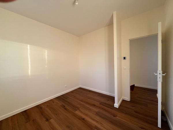 Maison à louer de type 6 pièces avec jardin et piscine à Marseille quartier Saint Barnabé (13012)