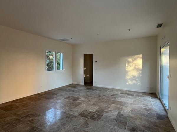 Maison à louer de type 6 pièces avec jardin et piscine à Marseille quartier Saint Barnabé (13012)