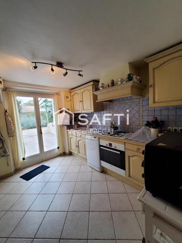 /Gare à pied maison ancienne 5 chambres jardin