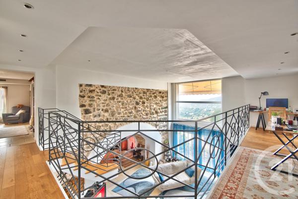 Maison à vendre  4 pièces - 175 m2 CASTELLAR - 06