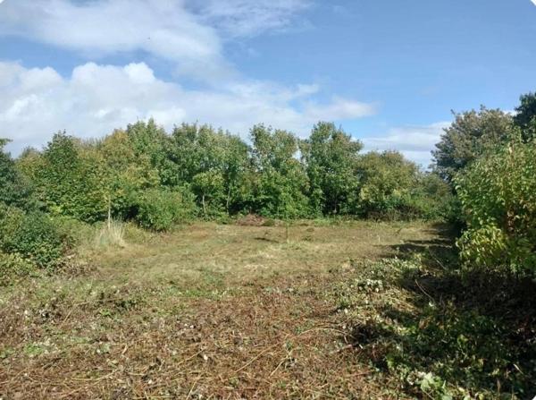 Superbe terrain constructible de plus de 800 m2