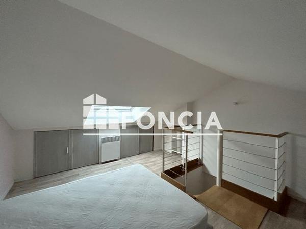 Location Maison 5 pièces 100 m² - 11 RUE DE L'EGLISE Omicourt 08450