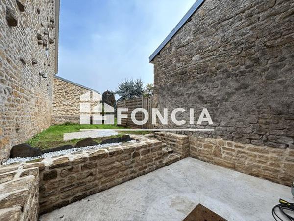 Location Maison 5 pièces 100 m² - 11 RUE DE L'EGLISE Omicourt 08450