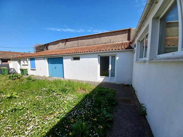 Maison 3 pièces + STUDIO Saint Georges d Oleron 144 m² hab.