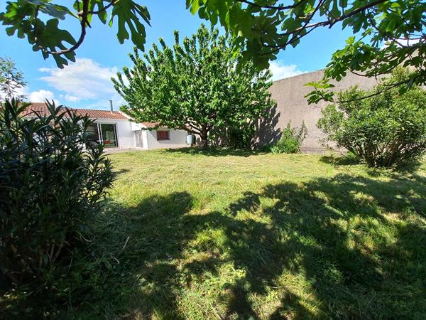 Maison 3 pièces + STUDIO Saint Georges d Oleron 144 m² hab.