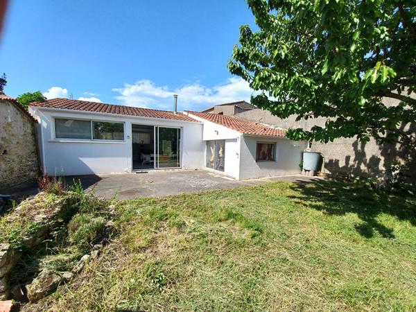 Maison 3 pièces + STUDIO Saint Georges d Oleron 144 m² hab.